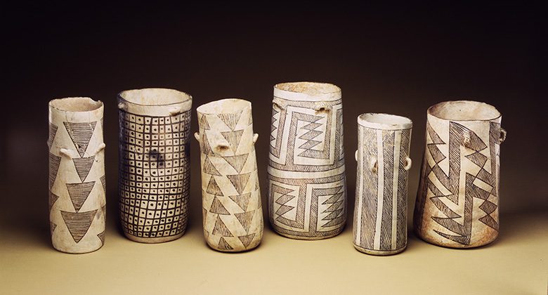 Prehistory: The birth of diplomacy and early 'technologies' 4 Prehistory